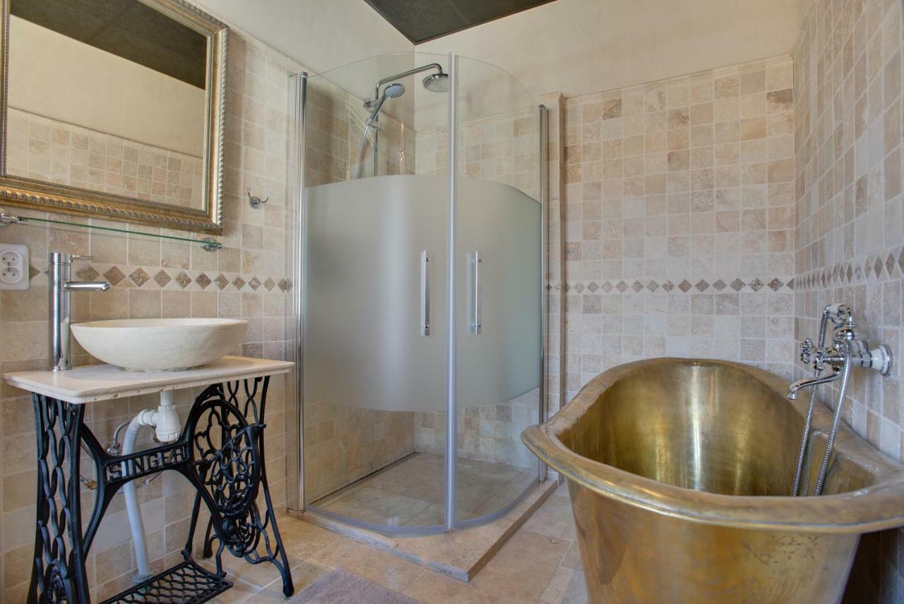 Rue Galilee Bed & Breakfast Marseillan  Ngoại thất bức ảnh